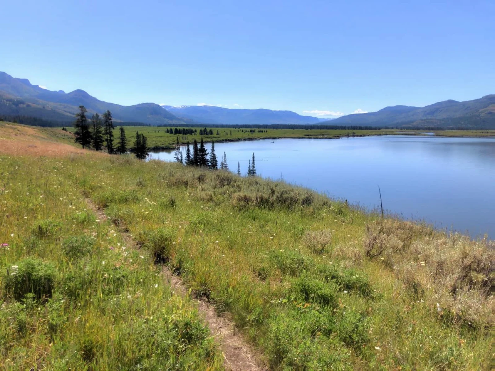 Southeast arm of Yellowstone Lake with mountain views